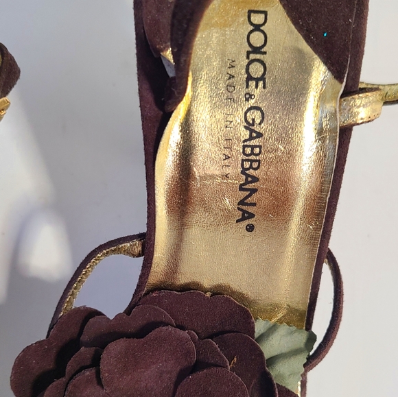 Prada brown flower blocked heel shoe with srraps around the ankles...size - Picture 4 of 7